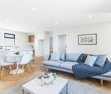 Three bedroom delight. - Photo 2