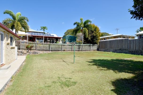 :: EXCEPTIONALLY PLEASANT 4 BEDROOM HOME IN CLINTON - Photo 1