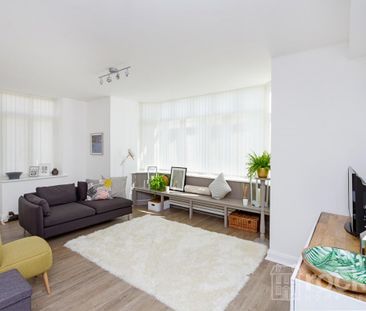 Kings Oak Court, Manor Farm Drive, Tittensor, Stoke On Trent, ST12 - Photo 3