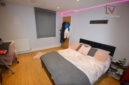 Royal Park Avenue - Photo 4