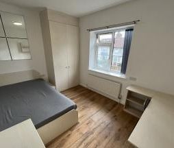 6 bedroom terraced house to rent - Photo 6