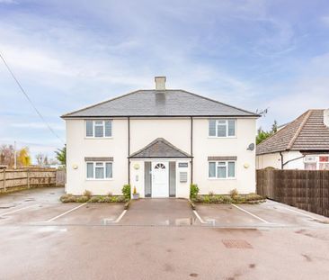 1 bedroom Flat To Let - Photo 2