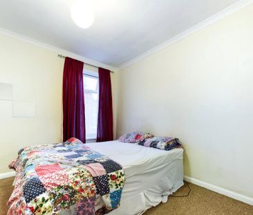 3 bedroom house to rent - Photo 2