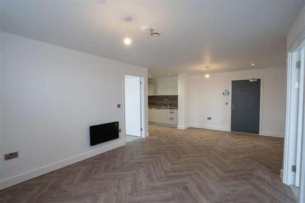 Ariel House, Birmingham, B26 - Photo 1