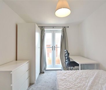 6 bedroom semi-detached house to rent - Photo 4