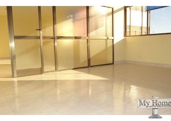 Bright office for rent in Playa del Inglés