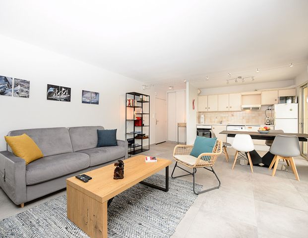 Appartement Sanary-sur-mer 3 pièce(s) 66.24 m² - LA BAOU - Balcon - Garage - - Photo 1