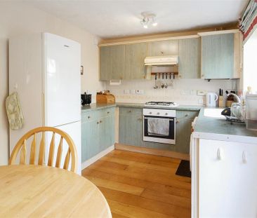 2 bedroom semi-detached house to rent - Photo 1