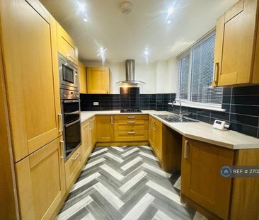 3 bedroom terraced house to rent - Photo 4