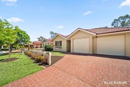 76 Rosewood Glen, Jerrabomberra NSW 2619 - House For Rent | Domain - Photo 3