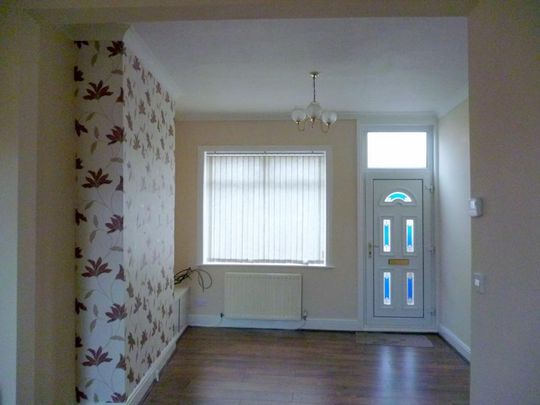 2 bedroom terraced house to rent - Photo 1