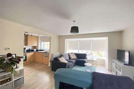 Sherfield On Loddon, RG27 - Photo 3