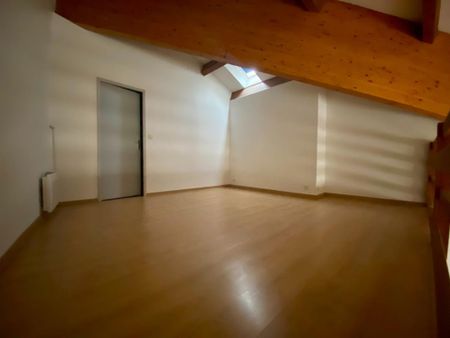 Location Appartement 2 pièces 64m² AVIGNON 84000 - Photo 3