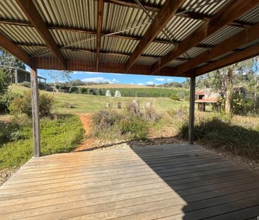 CHARMING VICTORIAN COTTAGE - Photo 4