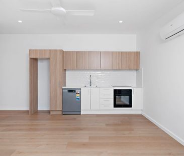BRAND NEW ARCHITECTURALLY DESIGNED HOME WITH OFF-STREET PARKING - Photo 4