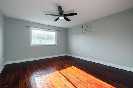 For Lease - 10 Virtues Avenue Unit# Upper, Brampton, Ontario - Photo 3