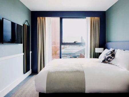 1 Bedroom Suite with Kitchenette - Photo 3