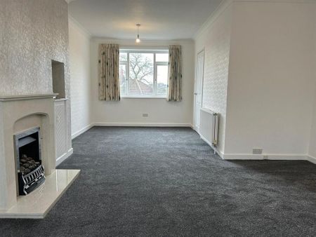 3 bedroom semi-detached house to rent - Photo 2