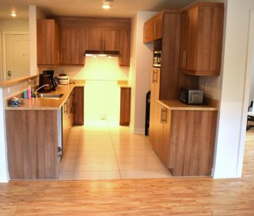 CONDO 4 1/2 à louer à Ste-Agathe-des-Monts. INCLUS DANS LOYER : le ... - Photo 4
