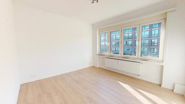 Appartement te huur - Foto 1