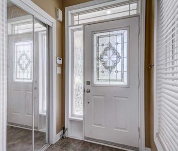 For Lease - 19 Putnam Drive, Brampton, Ontario - Photo 5