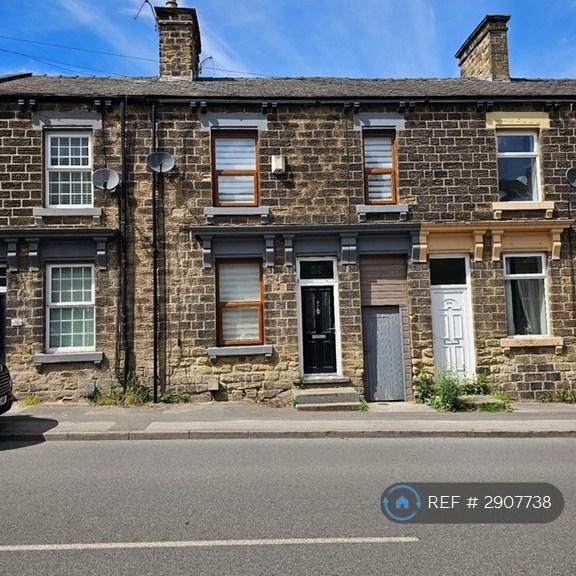 4 bedroom terraced house to rent - Photo 1