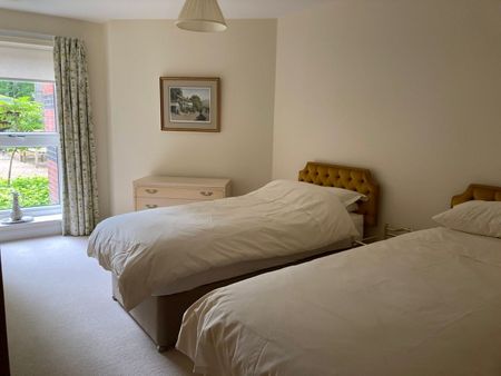 2 Bed Flat, Mccarthy Stone Assisted Lvg Ryland P, B15 - Photo 3