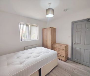 Johnson Road, BIRMINGHAM, B23 - Photo 2