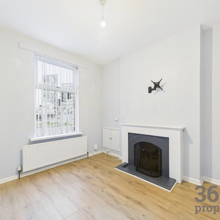 99 Bridge Street, Ballymena, BT43 5EN - Photo 1