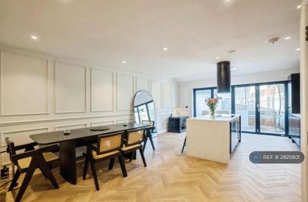 4 bedroom terraced house to rent - Photo 3