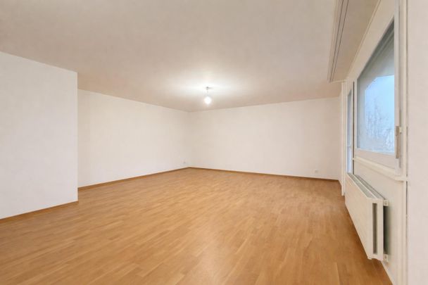 Appartement entièrement rénové de 5.5 pièces au 1er étage à Granges-Paccot - Photo 1