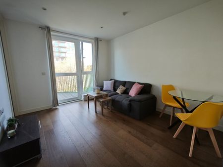 1 Bed Flat, Ottley Drive, SE3 - Photo 2