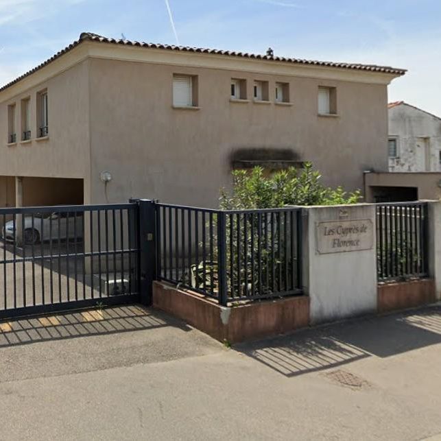 Location Appartement 3 pièces 71m² MARTIGUES 13500 - Photo 1