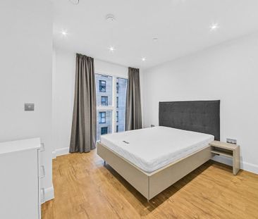 3 bedroom flat to rent - Photo 5