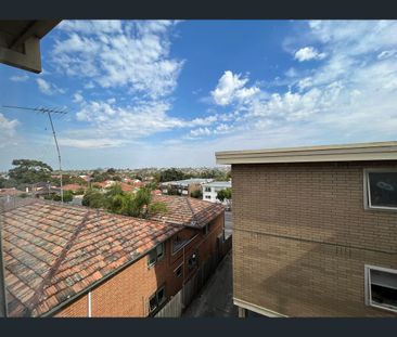 8/12 Allard Street, Brunswick West, Vic 3055 - Photo 5