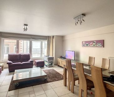 Tweede verblijf//Gemeubeld vakantieappartement in een zijstraat van het Heldenplein. - Photo 6