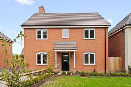 4 bed detached house to rent in Estover Close, Binley Woods, CV3 - Photo 2