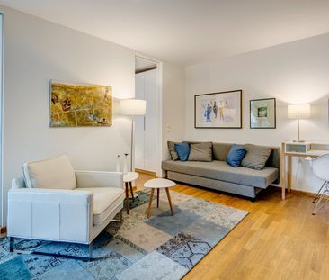 Tastefully furnished apartment with balcony - Photo 3