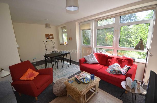 3 bedroom apartment to rent - Photo 1