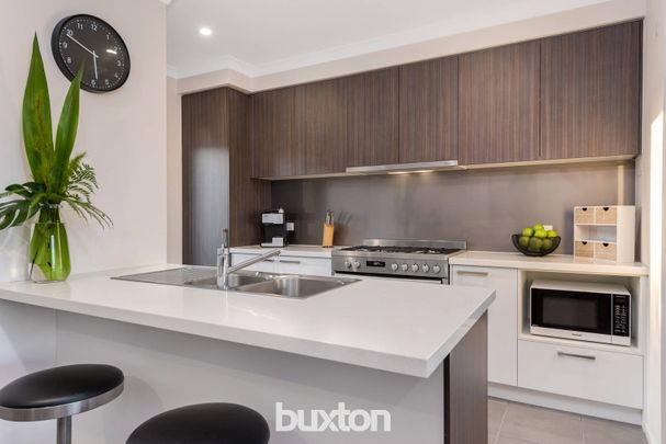 4 Merrimack Crescent, Keysborough VIC 3173 - Townhouse For Rent | Domain - Photo 1