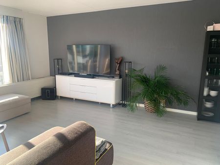 Te huur: Appartement Ottho Heldringstraat in Amsterdam - Photo 2