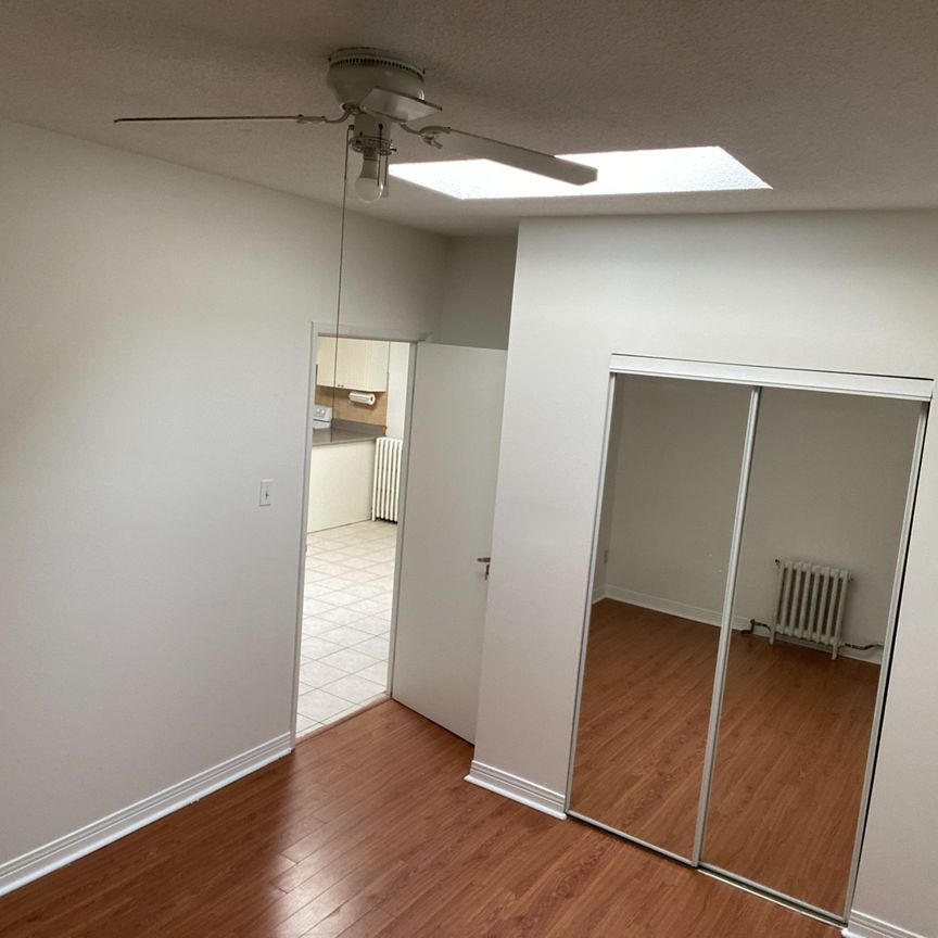 For Lease - 2890 Lake Shore Boulevard Unit# Apt. 3, Toronto, Ontario - Photo 1