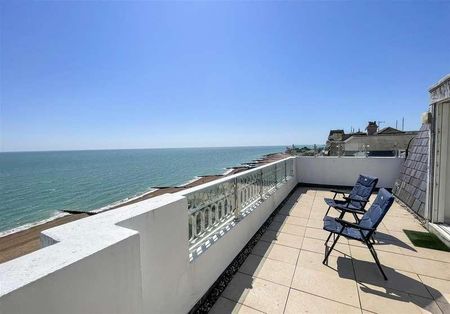 Grand Parade, Eastbourne, BN21 - Photo 3