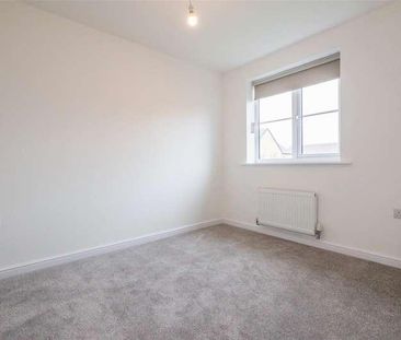 Macaulay Park, Grimsby, DN31 - Photo 6