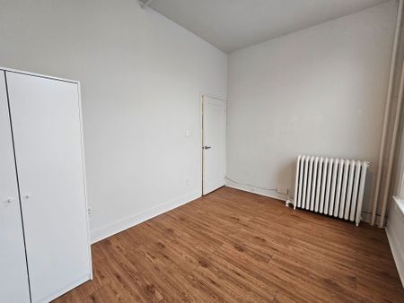 For Lease - 437 Spadina Avenue Unit# 2, Toronto, Ontario - Photo 3