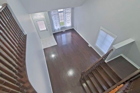 For Lease - 9 Lobelia Street, Brampton, Ontario - Photo 3