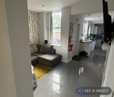 1 bedroom in a house share to rent - Photo 5