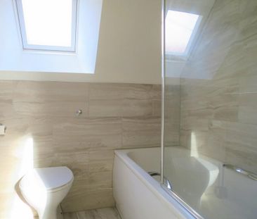 4 bedroom flat to rent - Photo 5