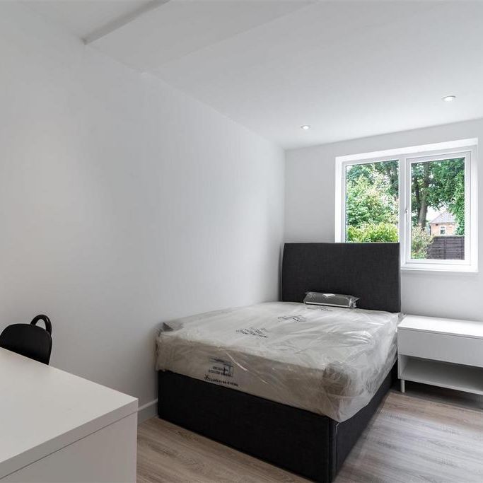 5 bedroom house to rent - Photo 1