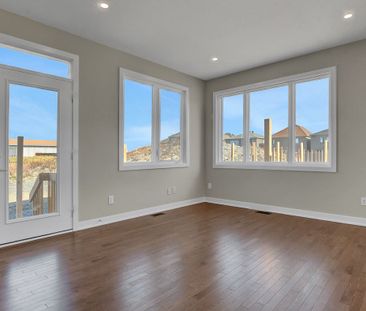 For Lease - 117 Ryan Reynolds Way, Orleans - Cumberland and Area, O... - Photo 2